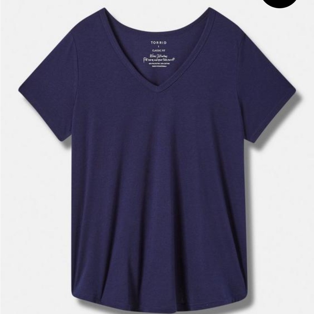 Torrid v-neck tee navy blue size 5x lightly worn like new